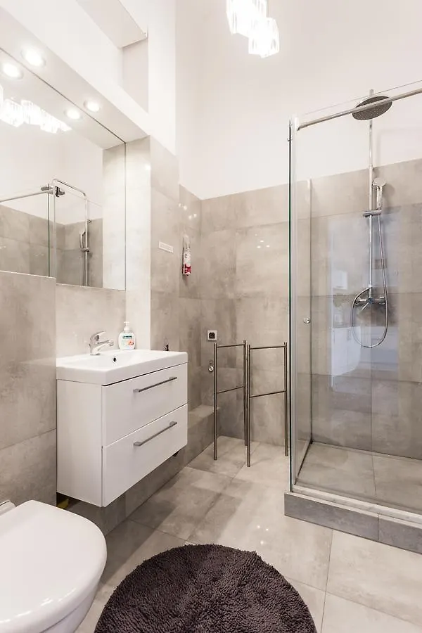 ורשה Latte Apartment פולין